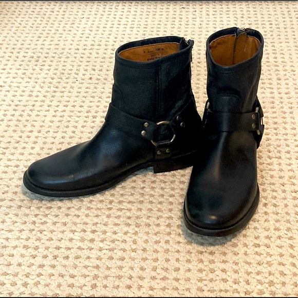Frye Ankle Boots- Black - Picture 2 of 4